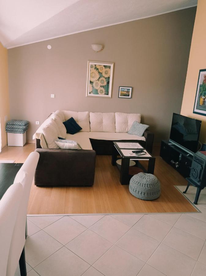 Apartment Silvija Вінішчє Екстер'єр фото